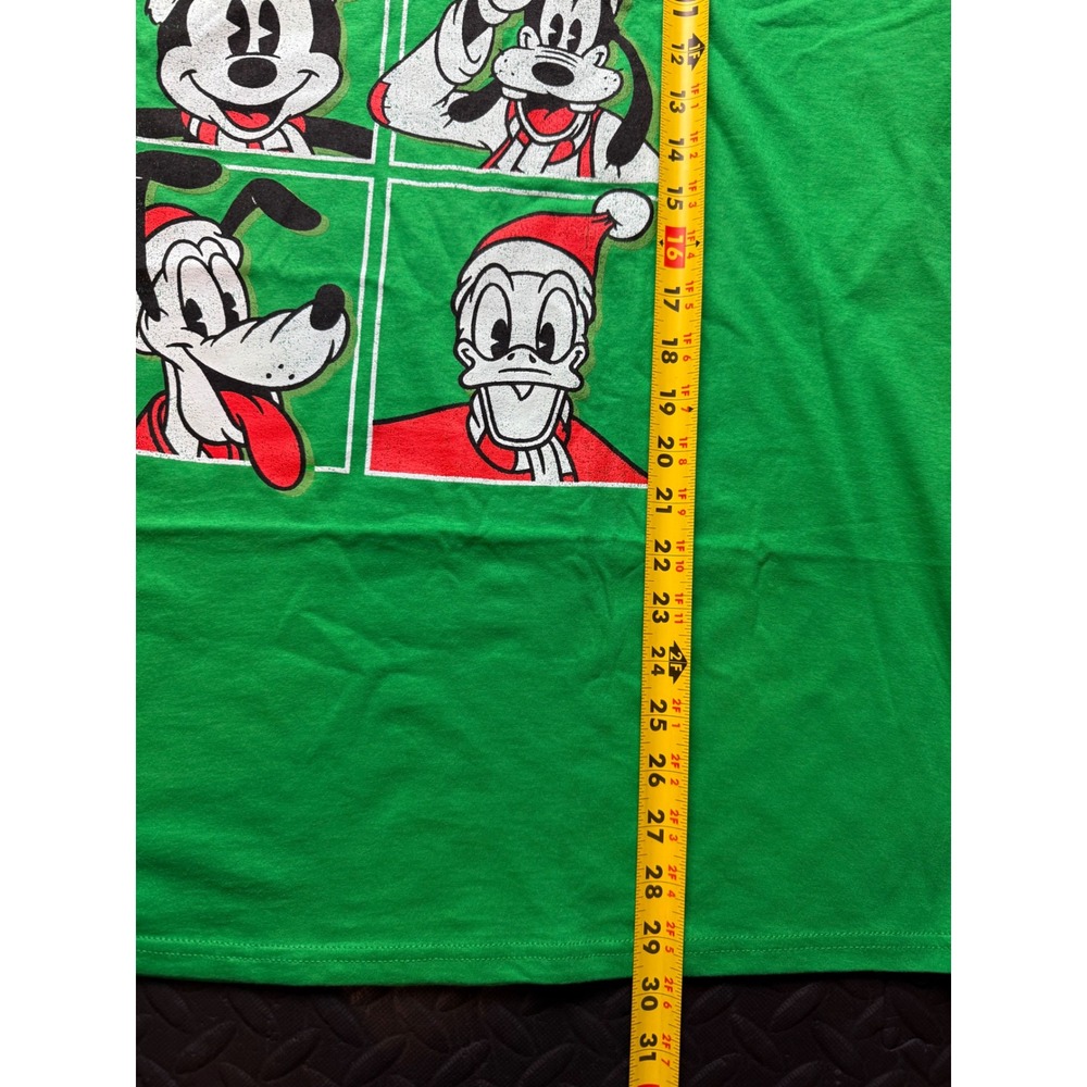 Disney Mickey and Friends Christmas Green Graphic T-Shirt Mens XL Santa Hat - Picture 5 of 6